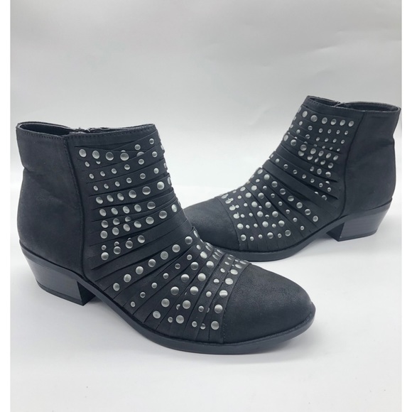 White Mountain Desire Studded Ankle Boot - Picture 2 of 6
